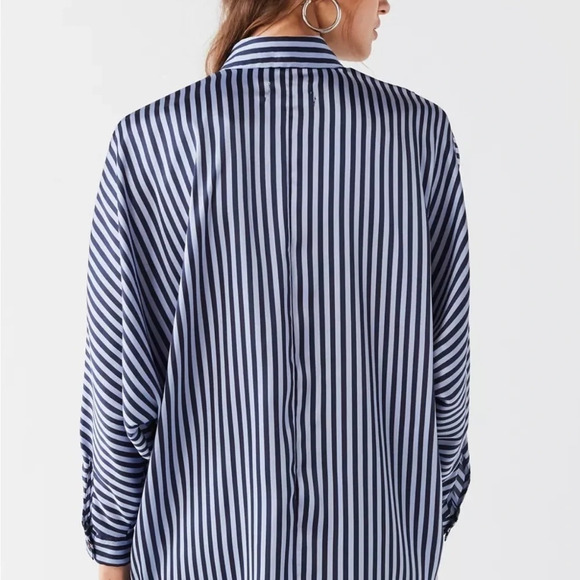 urban outfitters Sunny Day women’s white striped long sleeve shirt Blouse Size M - Picture 3 of 10